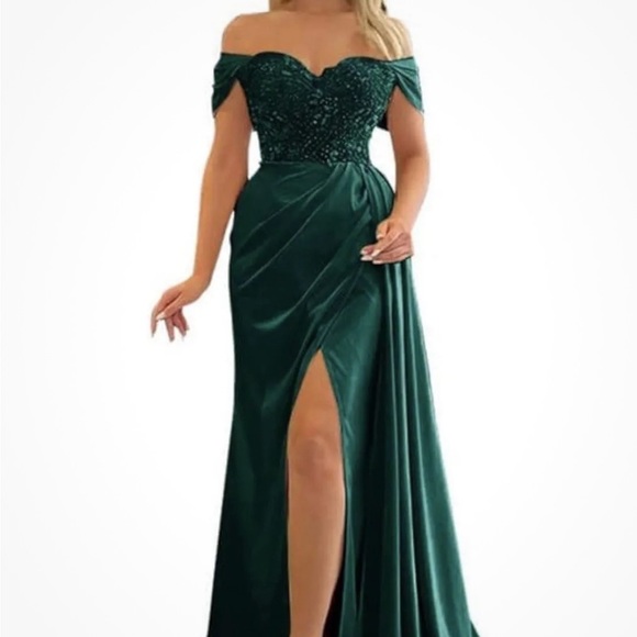 Off Shoulder Beaded    Mermaid Prom Dress , Green, size 18 and size 20 - Picture 2 of 11